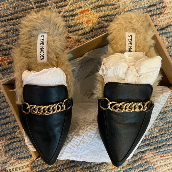 Steve Madden slip ons sz 7 - Picture 2 of 4